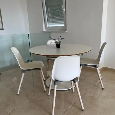 Giovanni Aero Appartamento Mandre