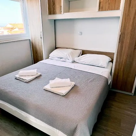 Giovanni Aero Apartment Mandre
